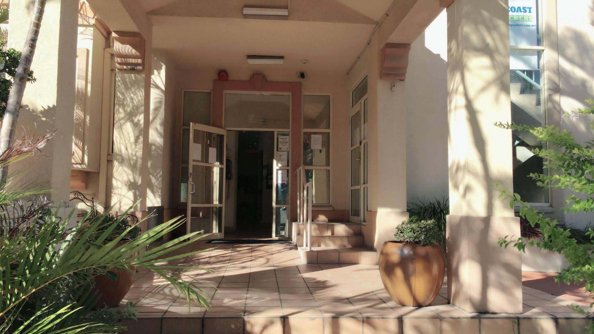 Gold Coast Hostel Exteriör bild